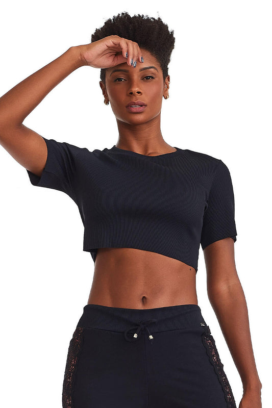 Cropped Charm Black